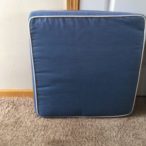 Large standard modular outdoor cushions